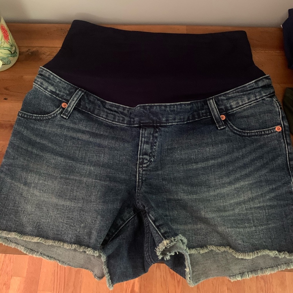4” maternity full panel denim short